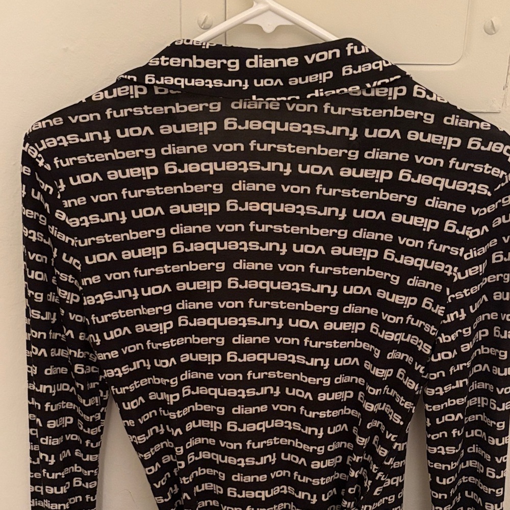 Diane Von Furstenberg Black and White Wrap Dress - Picture 6 of 11